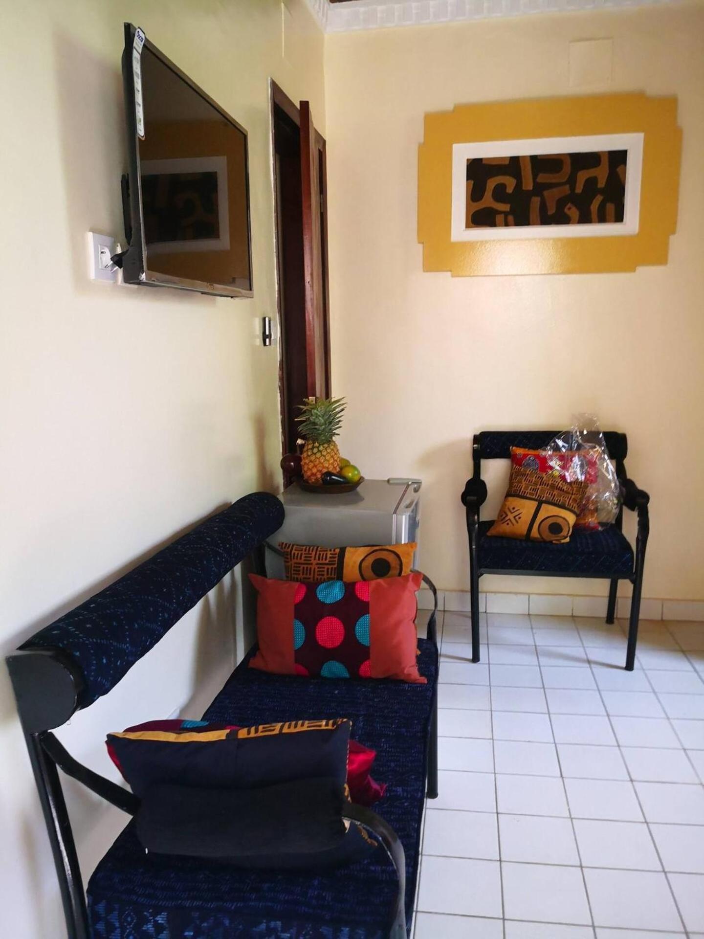 Tout confort avec jardin entrée Bastos Yaoundé Exterior foto